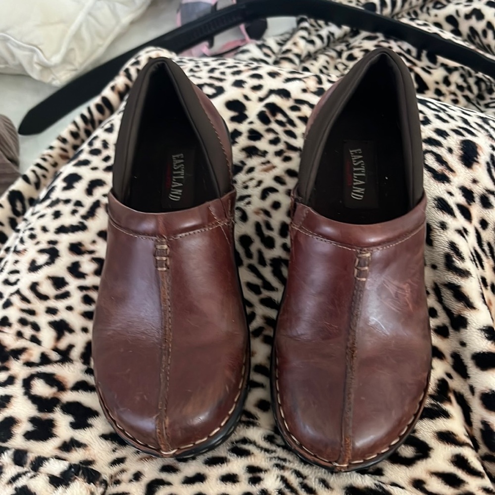 East land woman’s shoes